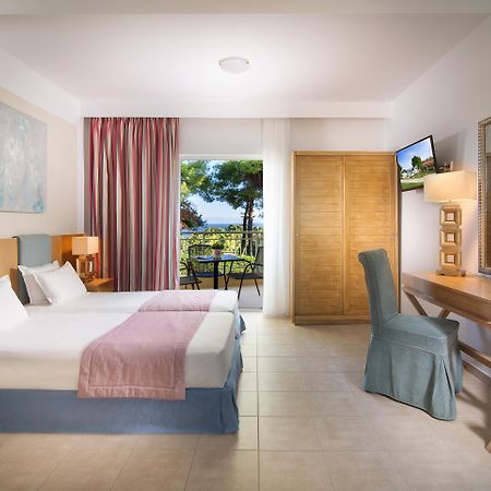 Alkion Hotel Kriopijí Kültér fotó