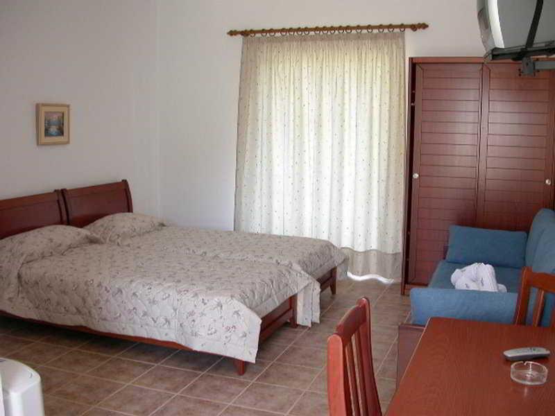 Alkion Hotel Kriopijí Kültér fotó